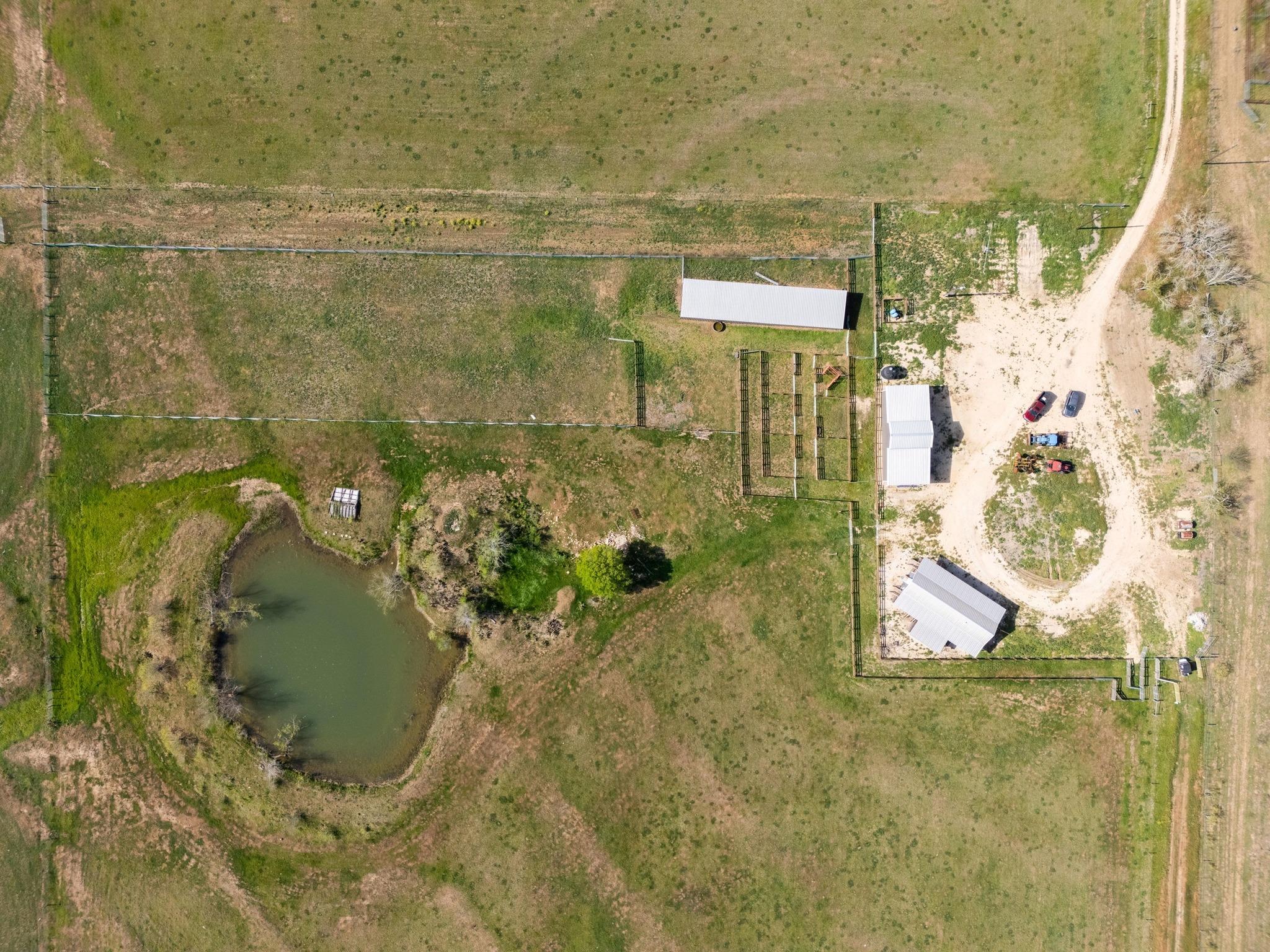 62 County Road 448 Waelder TX 78959