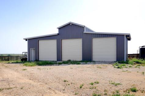 62 County Road 448 Waelder TX 78959