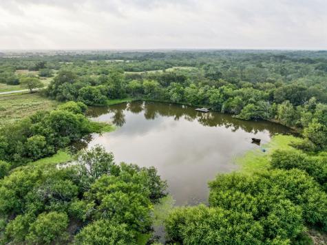 9611 Wilke Road Kingsbury TX 78638