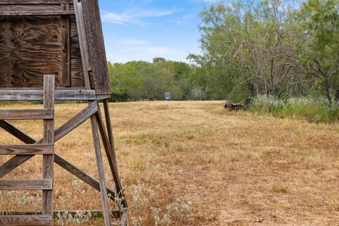 Tbd - 11 Cr 171 Nixon TX 78140