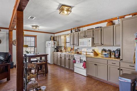 641 Patterson Creek Road Leakey TX 78873