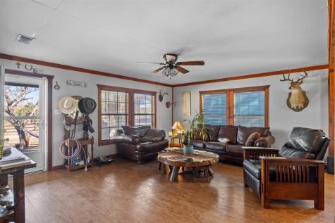 641 Patterson Creek Road Leakey TX 78873