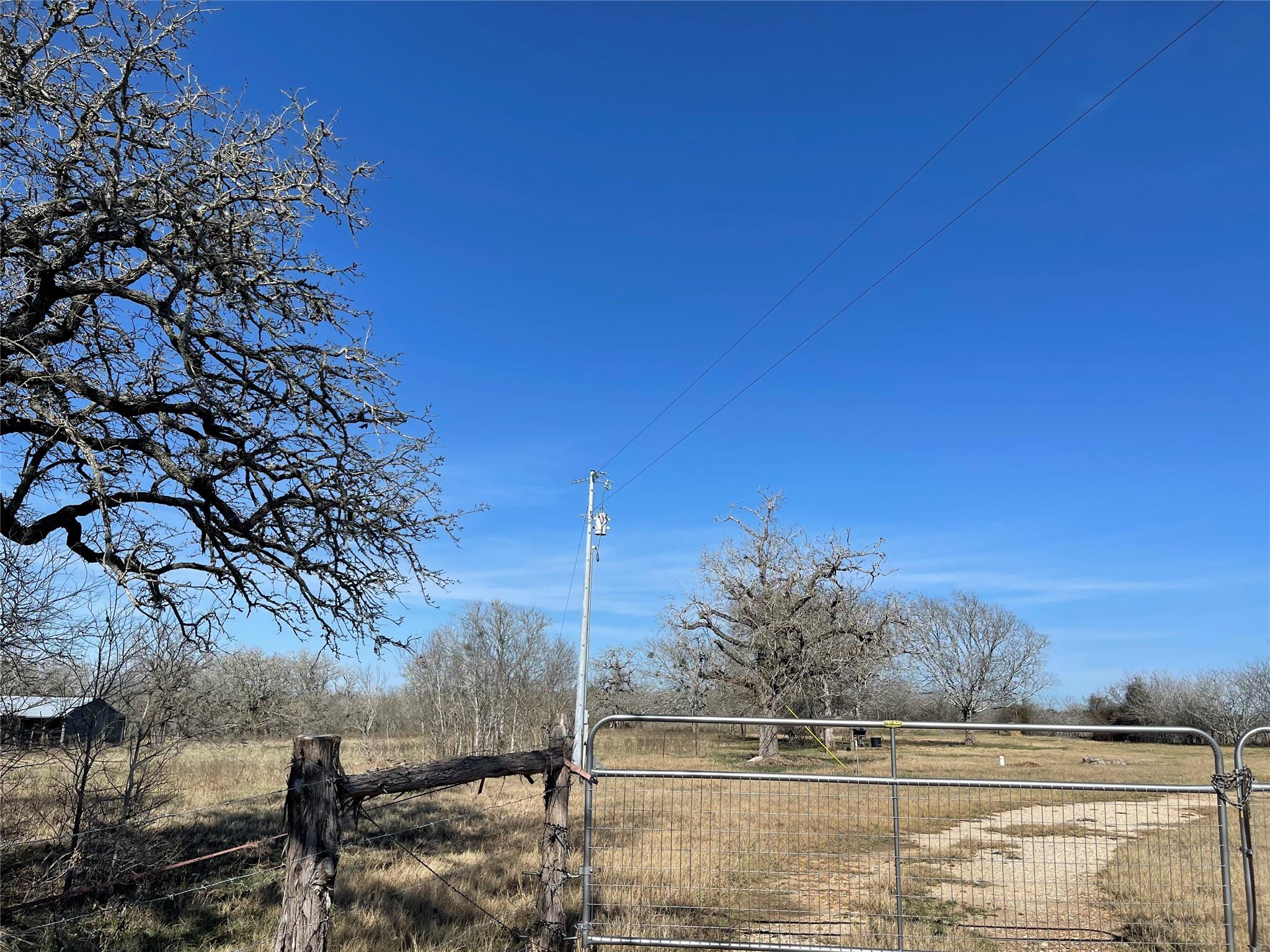 5279 Fm 2762 Flatonia TX 78941