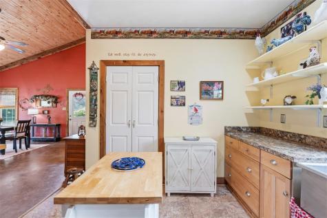 10996 Cr 311 Rockdale TX 76567