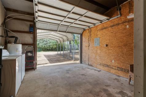 10996 Cr 311 Rockdale TX 76567