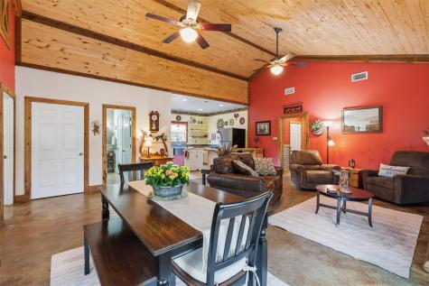 10996 Cr 311 Rockdale TX 76567