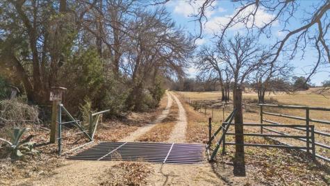 1723 County Road 305 Rockdale TX 76567