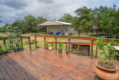 13831 Tx-95 Highway Flatonia TX 78941
