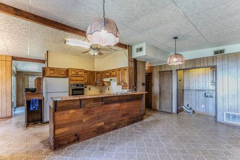 1500 County Road 405 Buckholts TX 76518