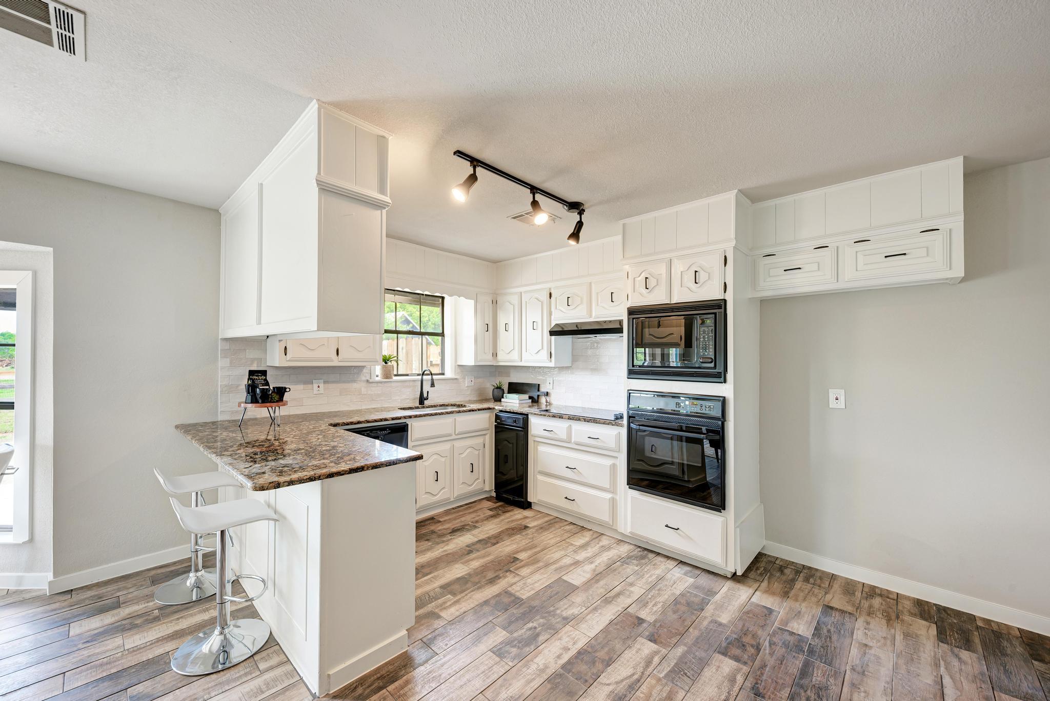 2365 Hackberry Road Salado TX 76571