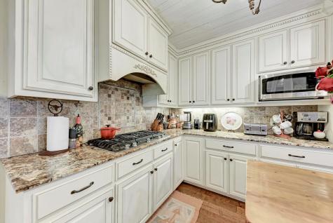 7800 County Road 210 Road Bertram TX 78605