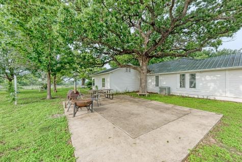 7800 County Road 210 Road Bertram TX 78605