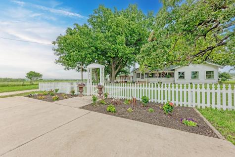 7800 County Road 210 Road Bertram TX 78605