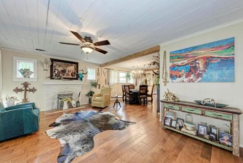 7800 County Road 210 Road Bertram TX 78605