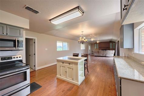 341 County Road 233 Road Hallettsville TX 77964
