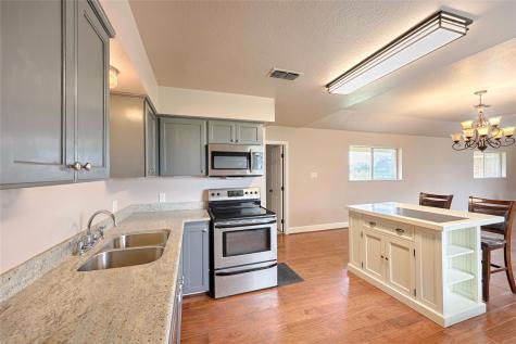 341 County Road 233 Road Hallettsville TX 77964