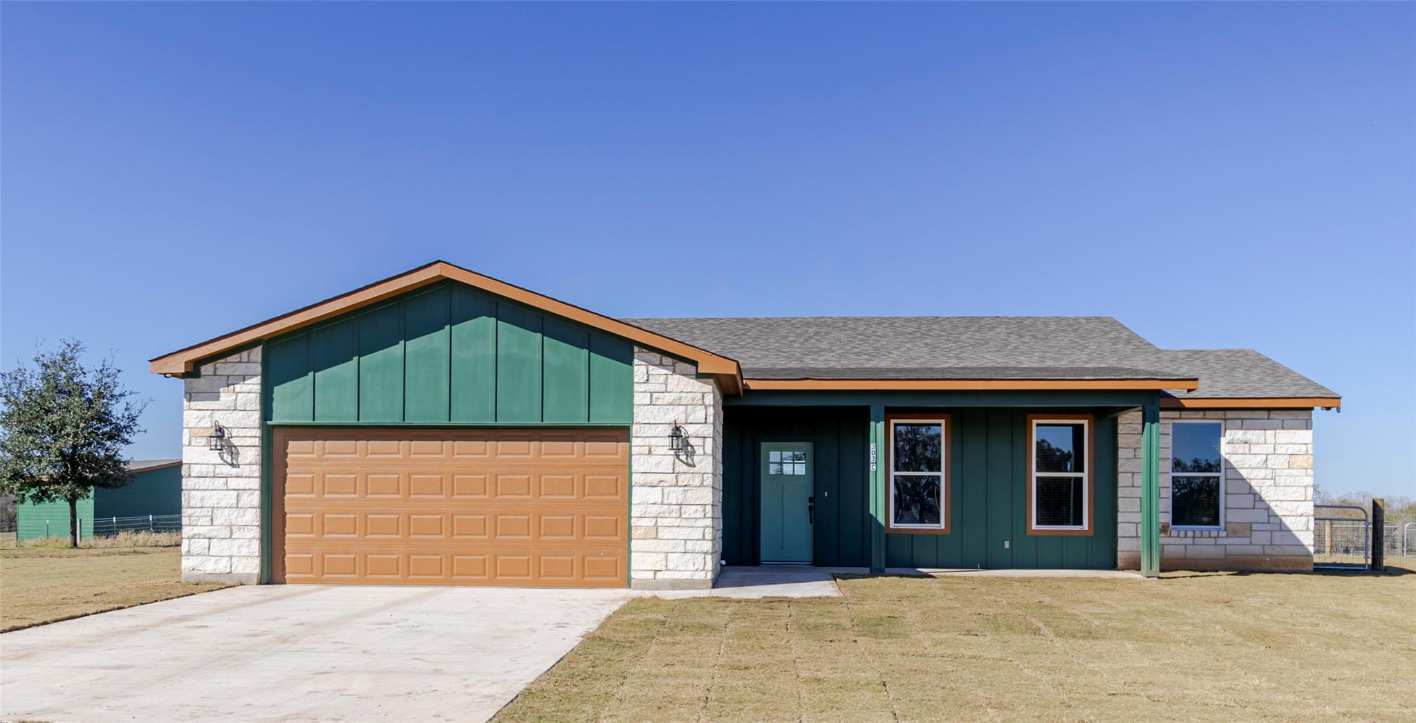 303 Bobs Trail Bastrop TX 78602