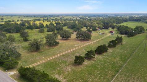 145 Stolle Lane Flatonia TX 78941