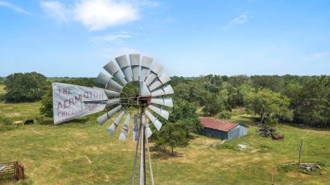 145 Stolle Lane Flatonia TX 78941