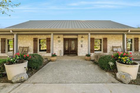521 Bluff Creek Road Center Point TX 78010