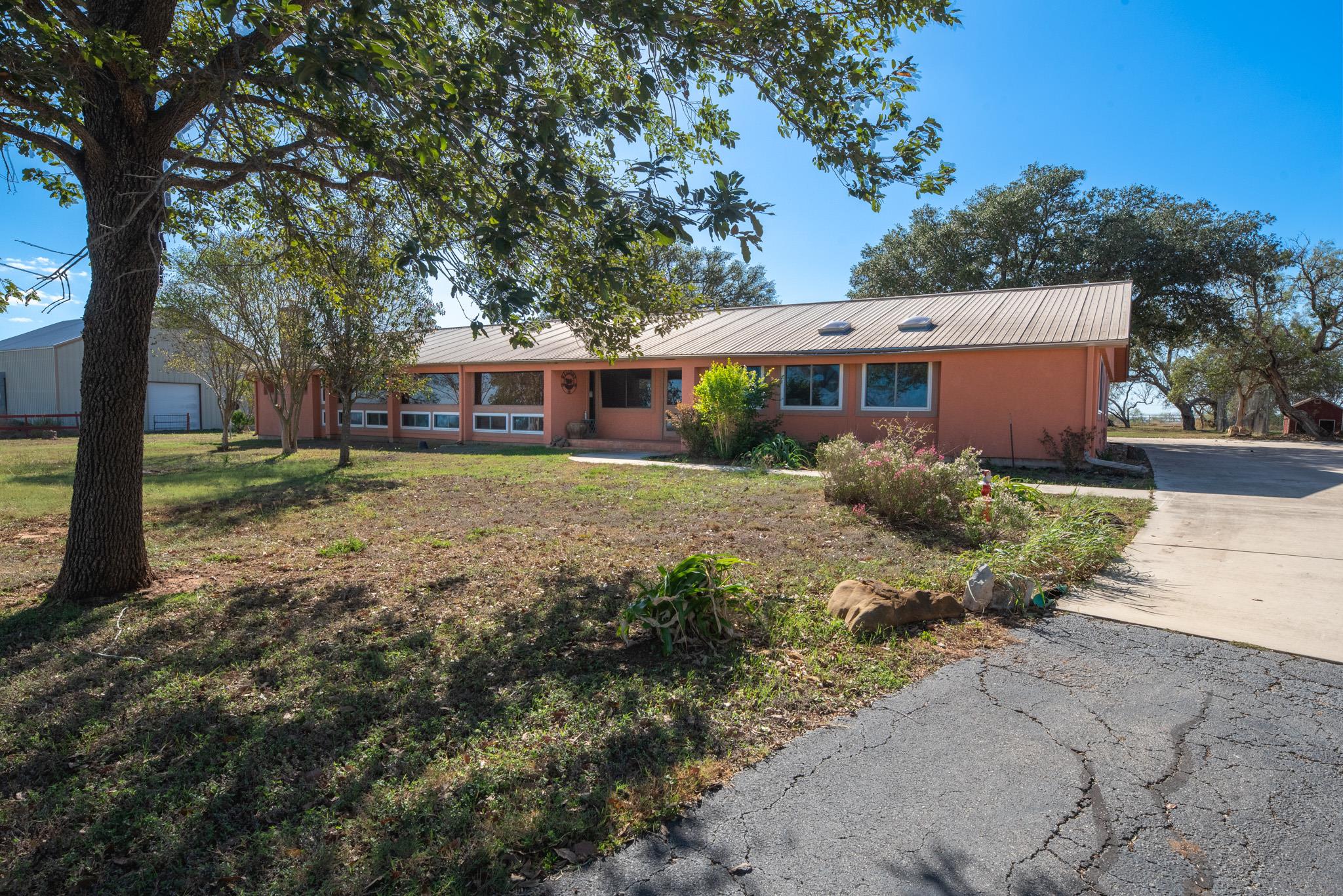 1211 Leissner School Road Seguin TX 78155