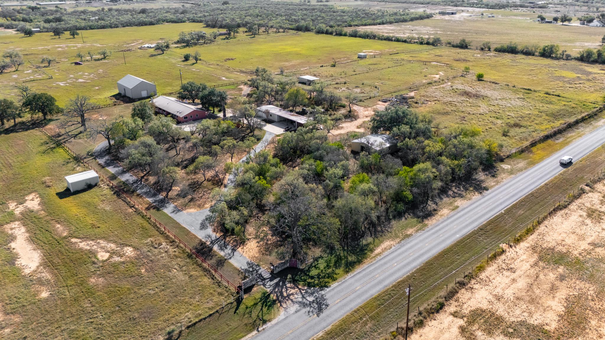 1211 Leissner School Road Seguin TX 78155