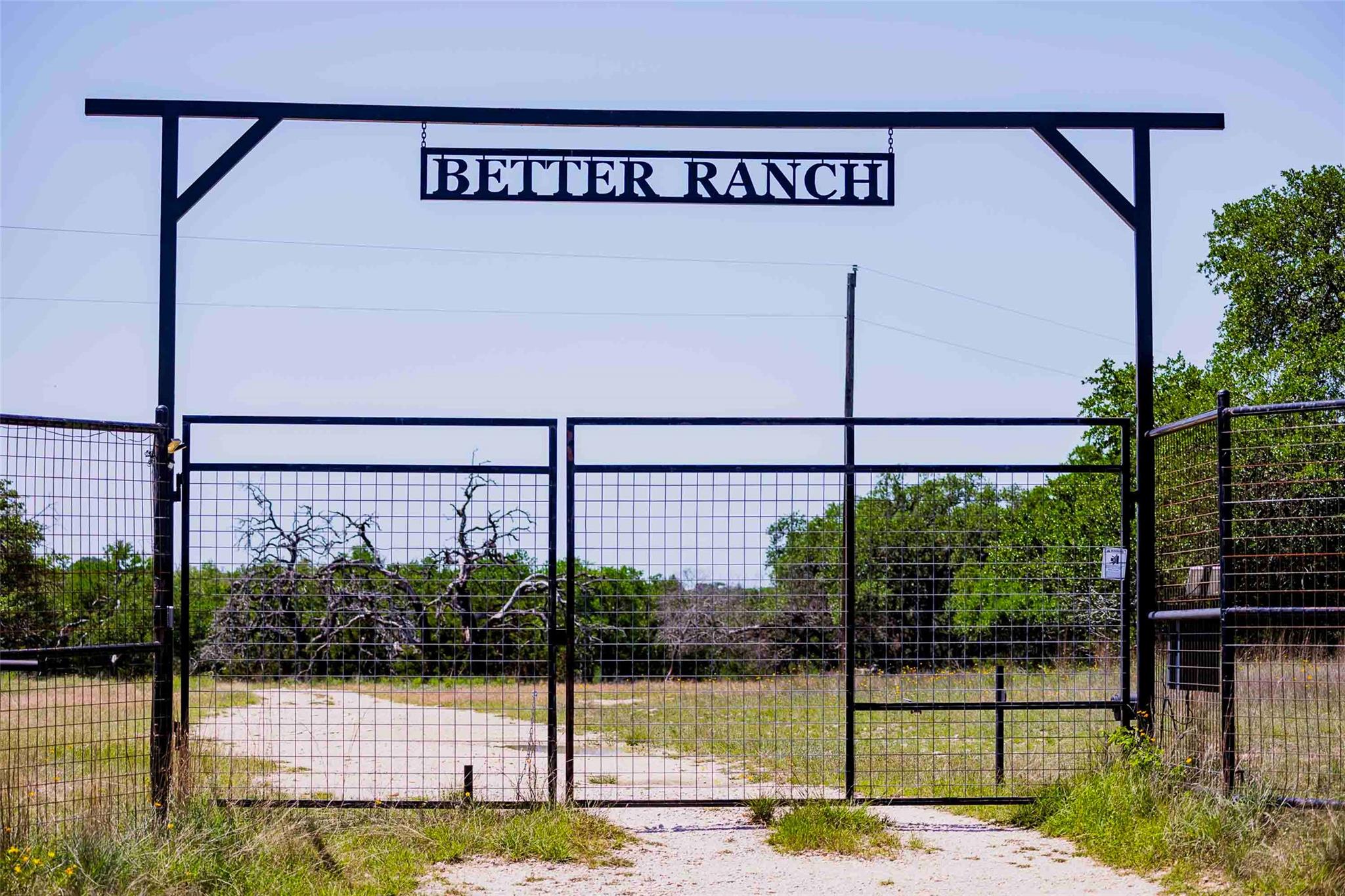 2265 County Road 106 Purmela TX 76566