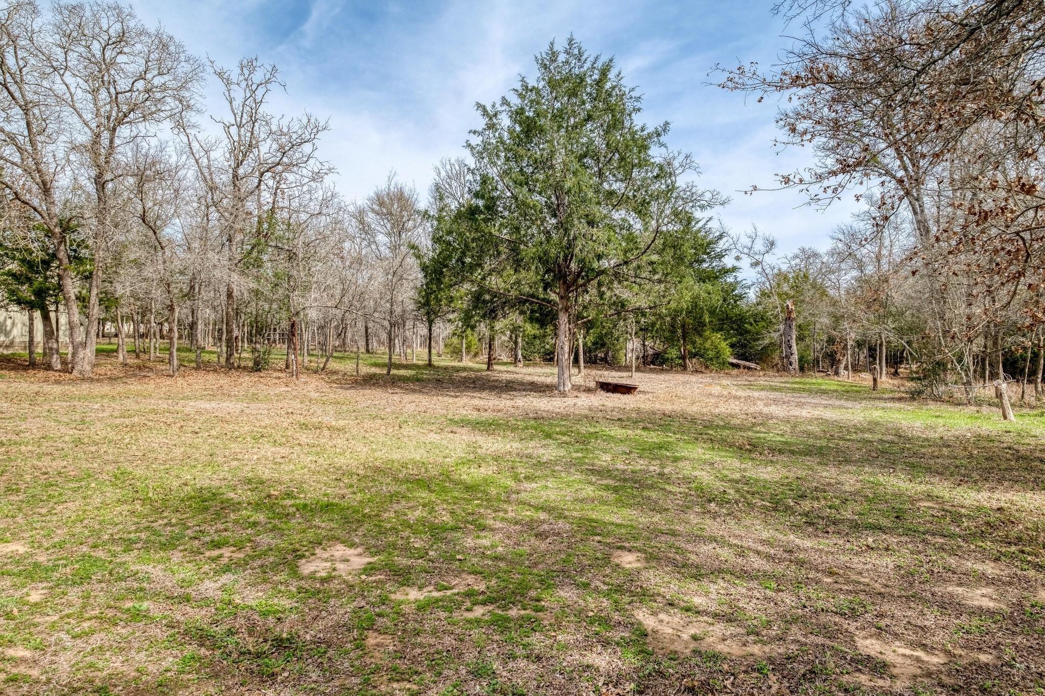 7152 Taylorsville Road Dale TX 78616