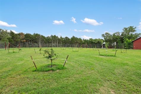 1304 E State Highway 71 West Point TX 78963