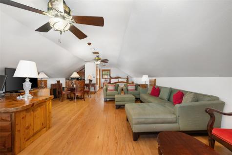 1304 E State Highway 71 West Point TX 78963