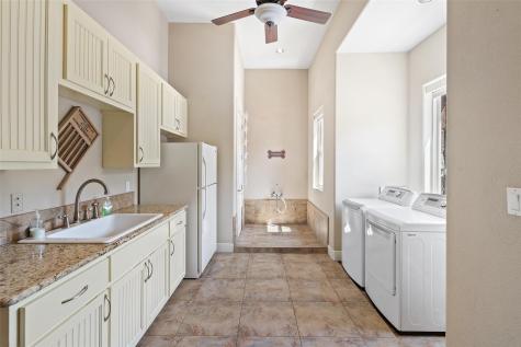 175 Scenic Ridge Drive Spicewood TX 78669