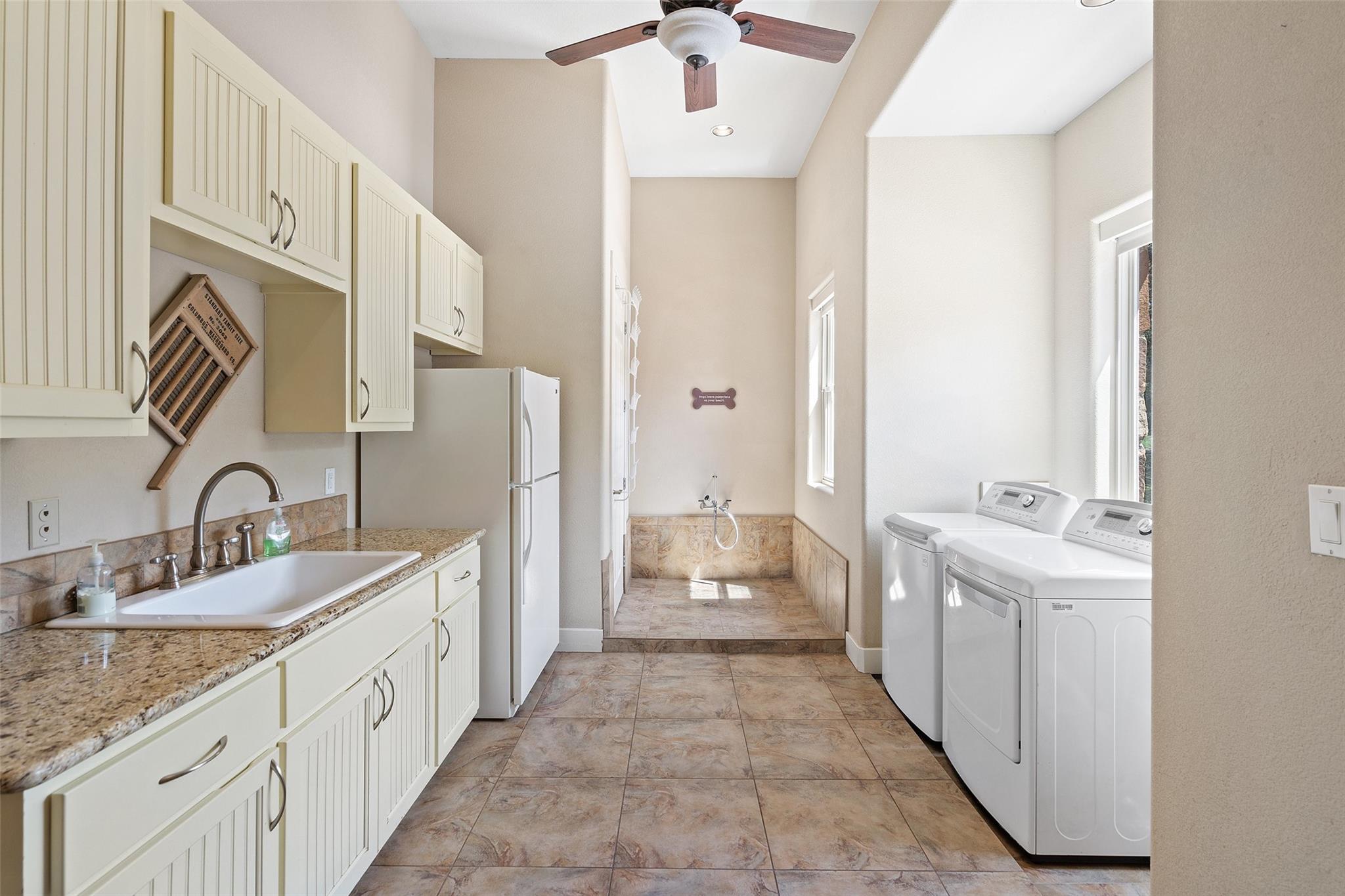 175 Scenic Ridge Drive Spicewood TX 78669