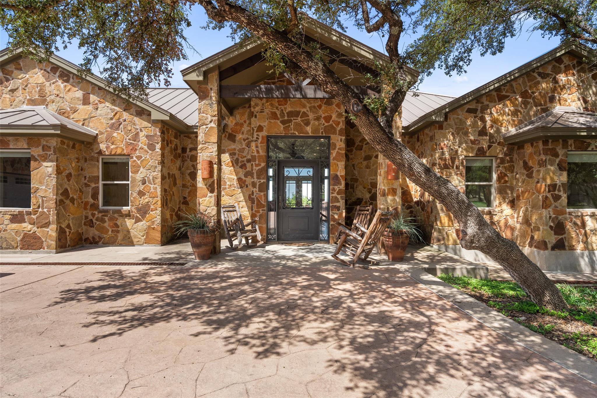 175 Scenic Ridge Drive Spicewood TX 78669