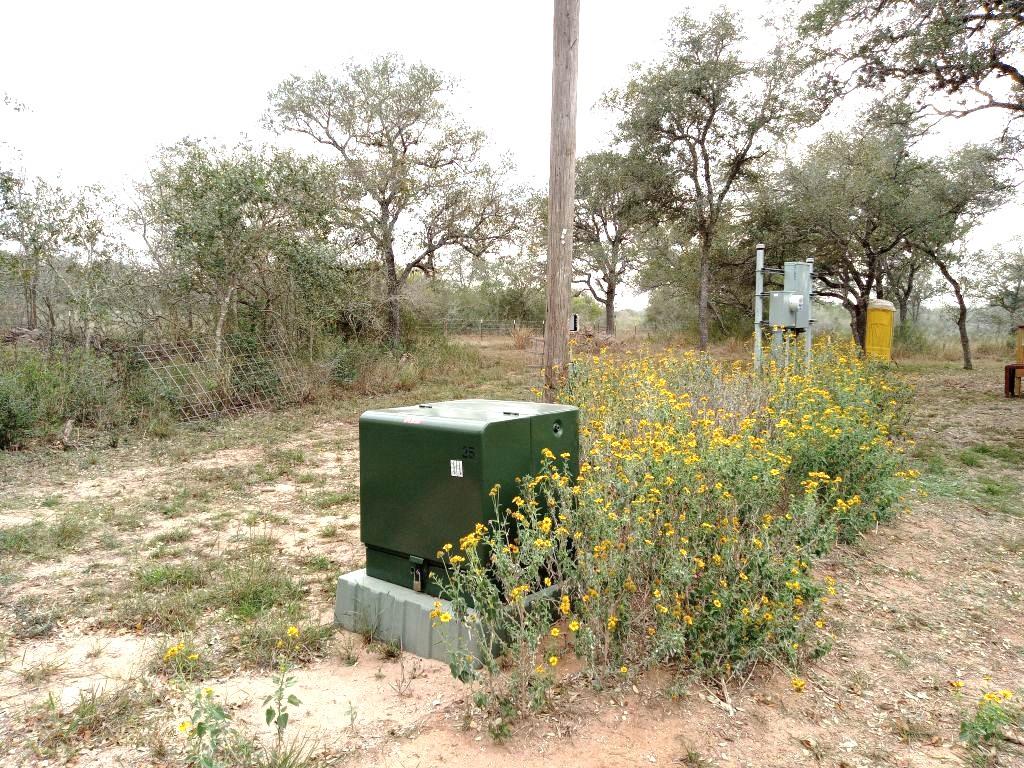 251 Lefty Lane Goliad TX 77963