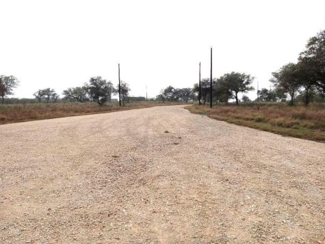251 Lefty Lane Goliad TX 77963