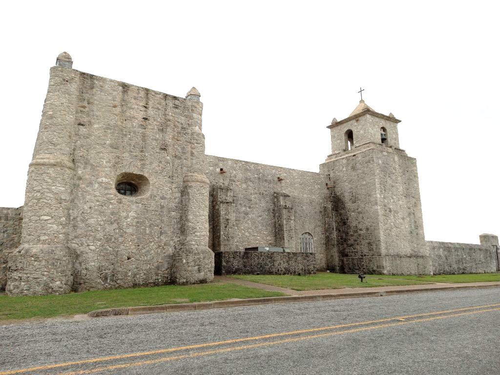 251 Lefty Lane Goliad TX 77963