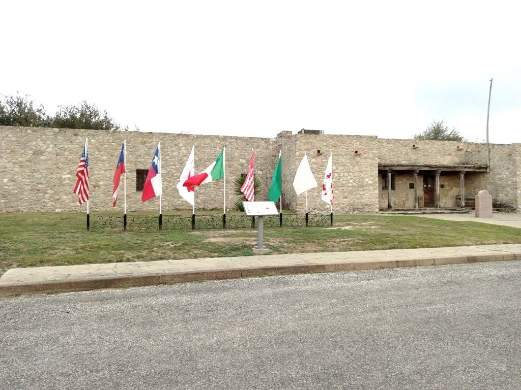 251 Lefty Lane Goliad TX 77963