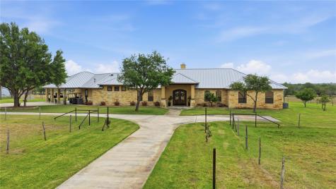 13661 E Highway 90 Kingsbury TX 78638
