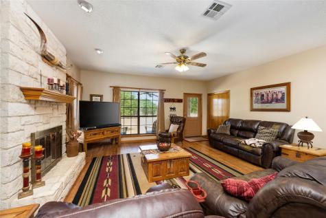 120 Craigen Road Liberty Hill TX 78642