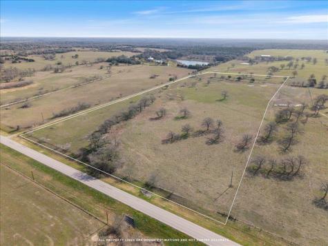 4504 State Highway 304 Rosanky TX 78953