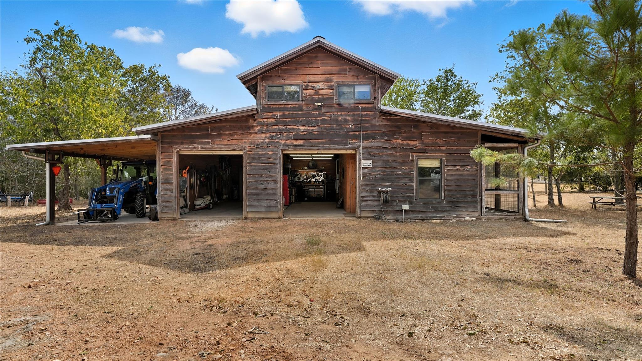 2656 River Bend Road Smithville TX 78957