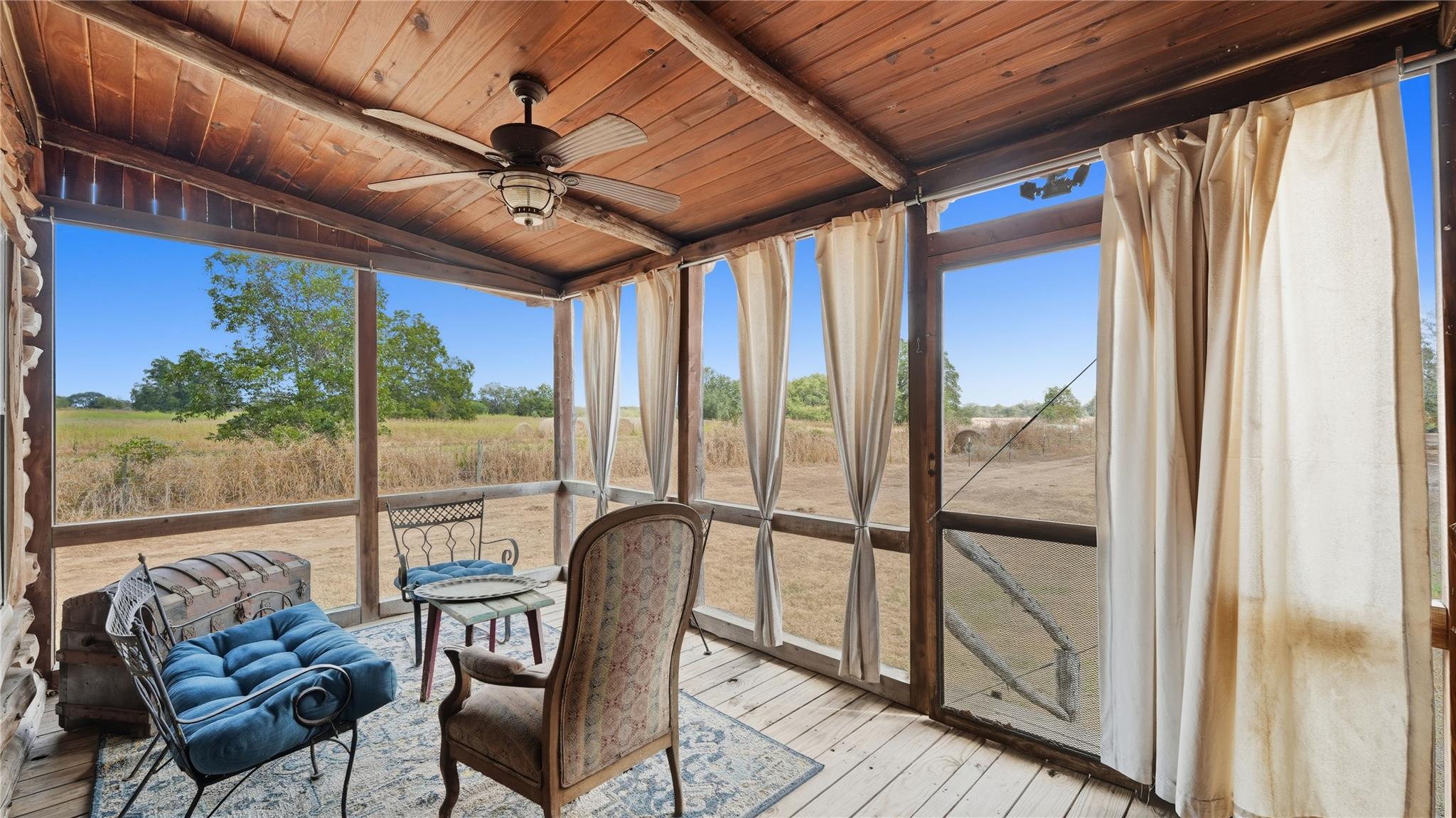 2656 River Bend Road Smithville TX 78957