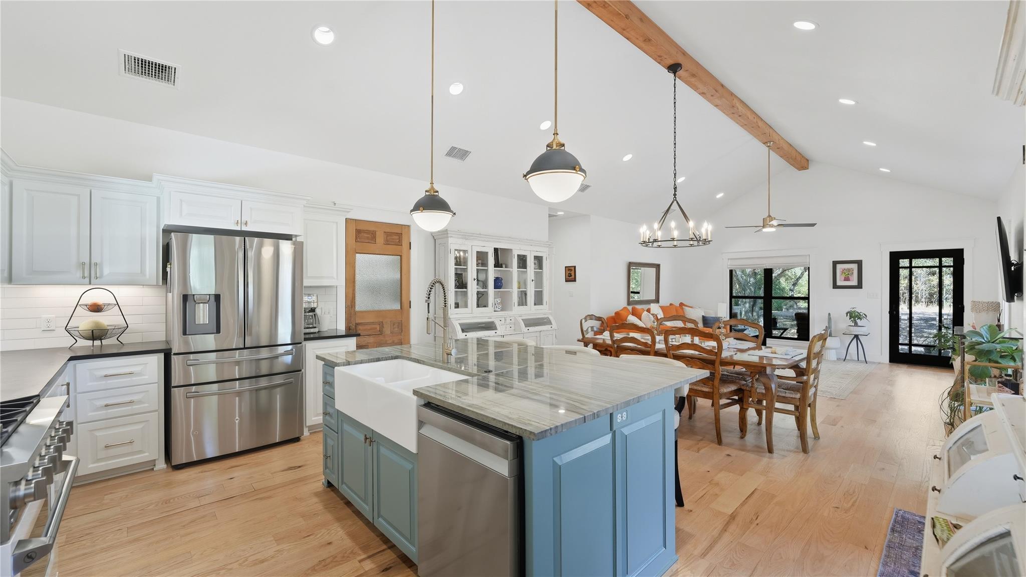 2656 River Bend Road Smithville TX 78957