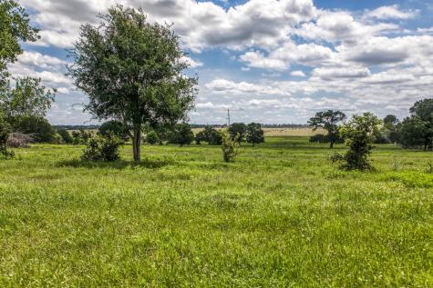 5233 County Road 106 Caldwell TX 77836