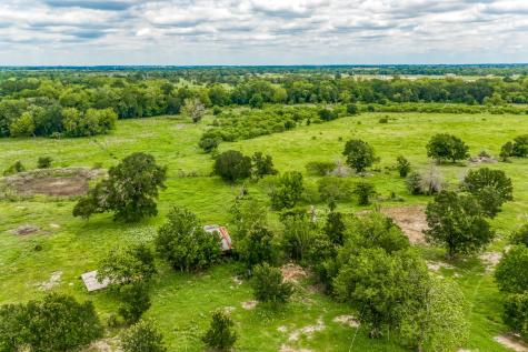 5233 County Road 106 Caldwell TX 77836