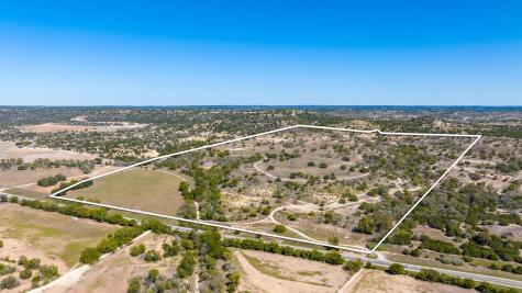 241 N Us 87 Highway Comfort TX 78013