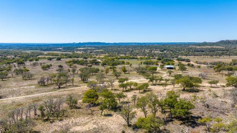 241 N Us 87 Highway Comfort TX 78013