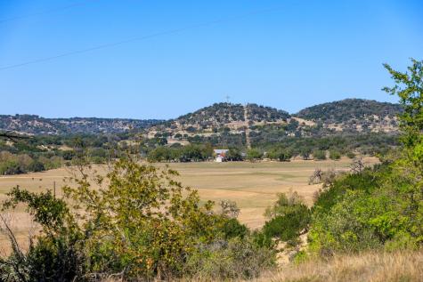 241 N Us 87 Highway Comfort TX 78013