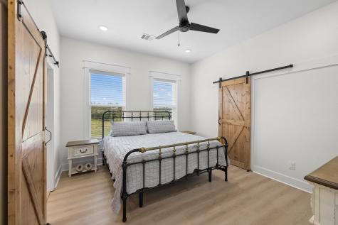 1371 Private Road 2051 Giddings TX 78942