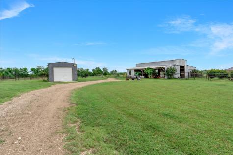 400 Little El Paso Road Martindale TX 78655